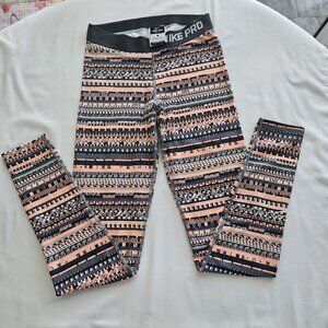 NIKE PRO Dri-FIT Leggings – Aztec Print Small